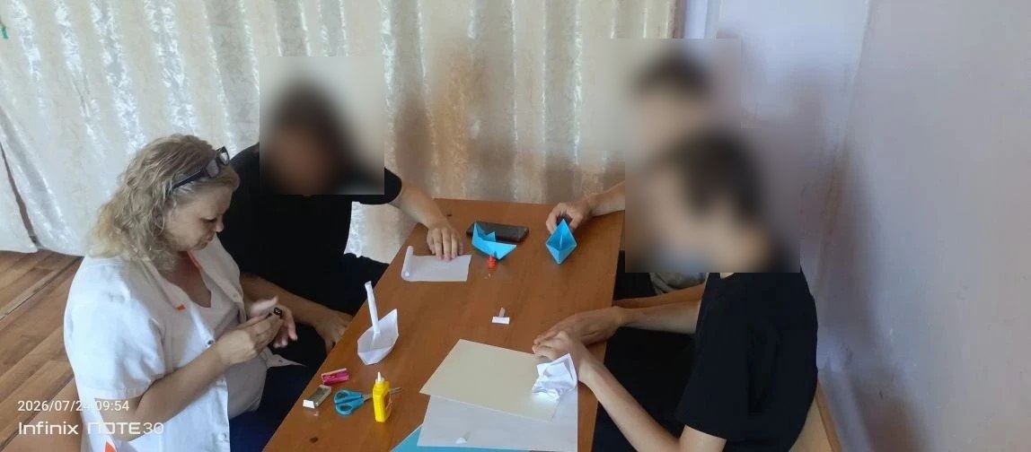 Паперовий флот замість Чорноморського: як реальні втрати Росії перетворилися на дитячу аплікацію