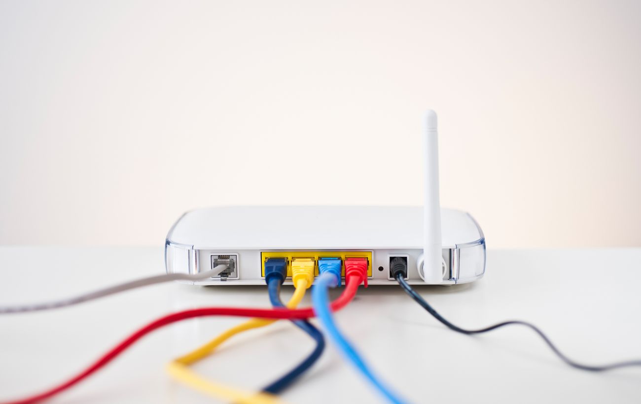 СБУ та ФБР "накрили" шпигунську мережу: росіяни зламували Wi-Fi роутери по всьому світу