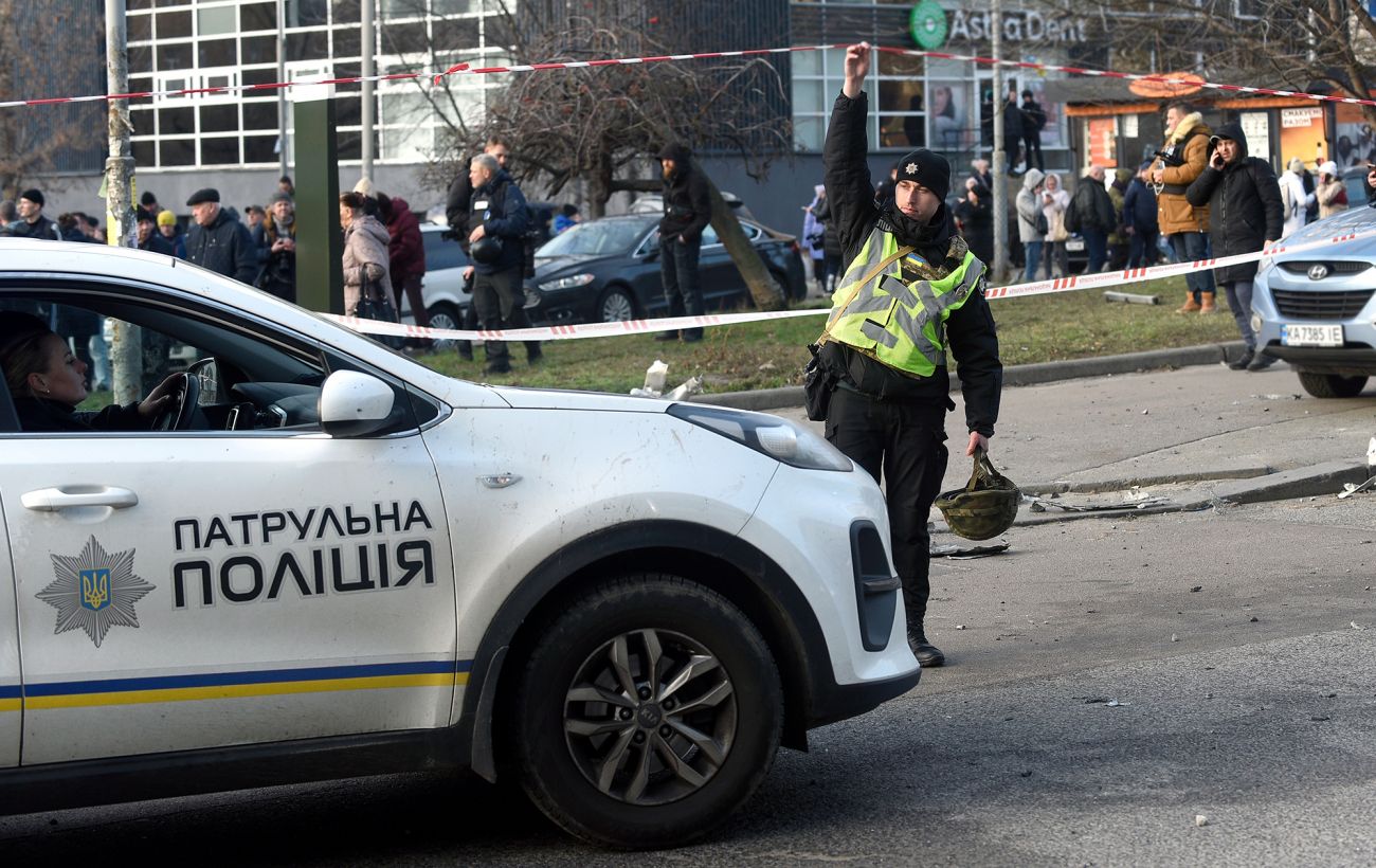 У Чернігові біля готелю "Градецький" стався інцидент зі зброєю