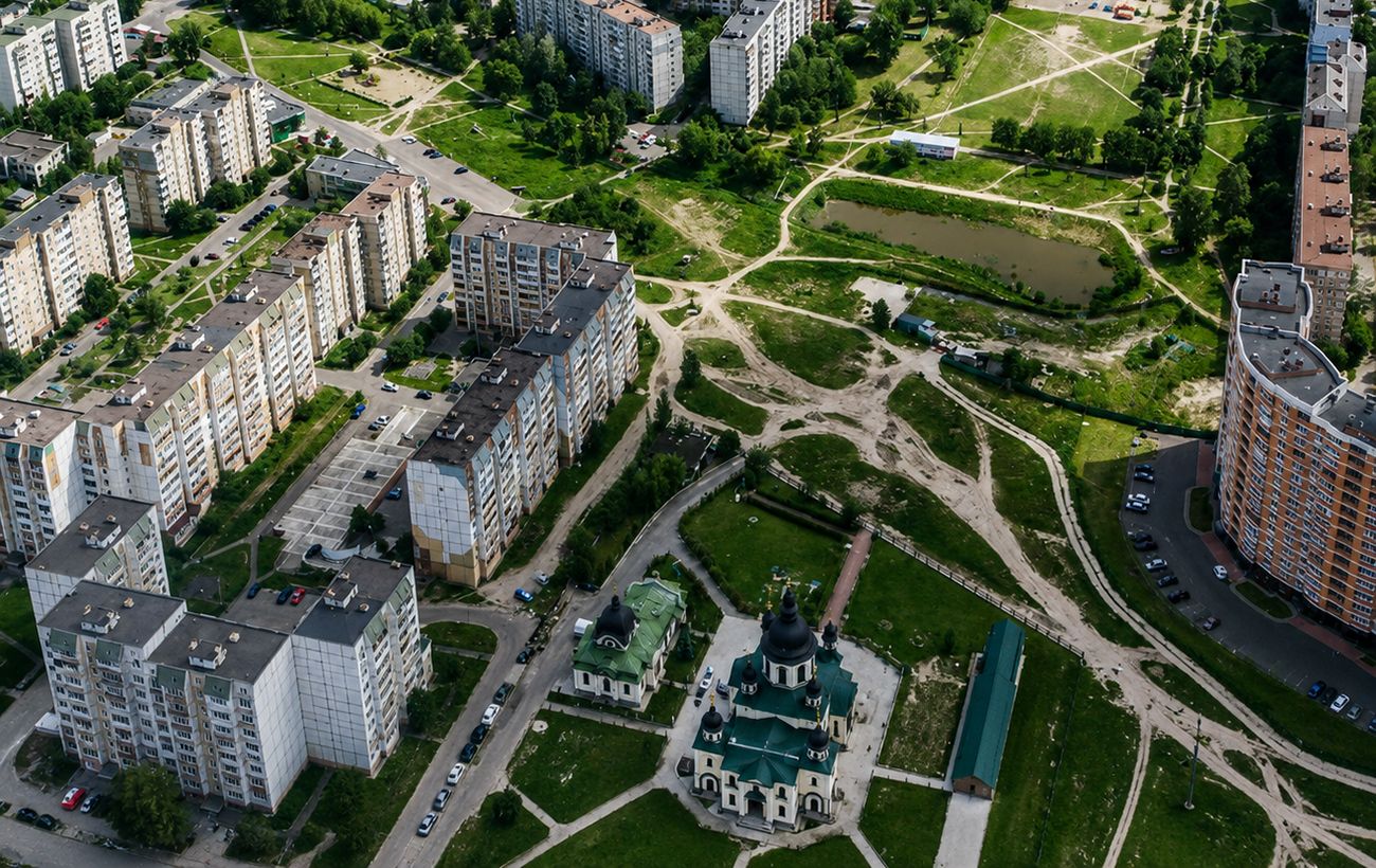 Що відбувається з якістю повітря у Вишневому: чи є загроза та де шукати актуальні дані