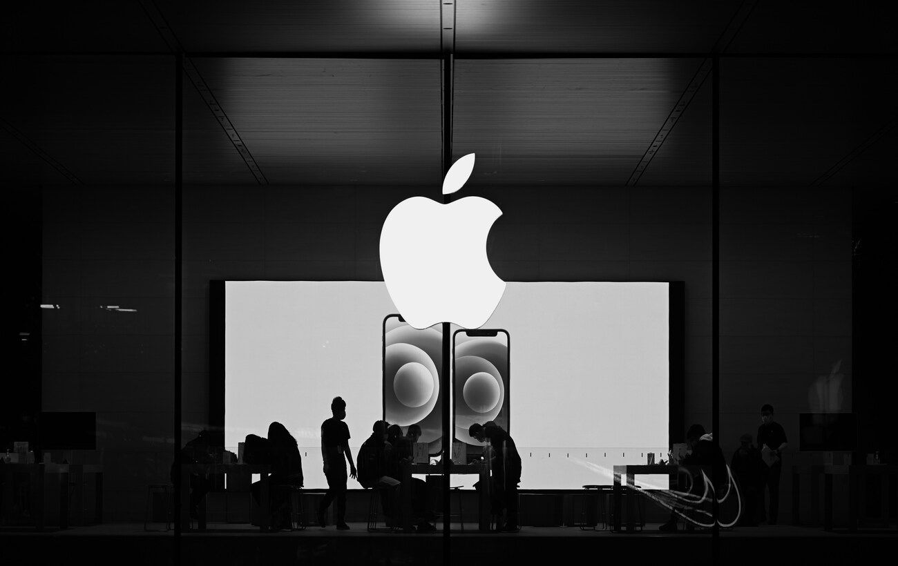 Перший складаний iPhone може стати недоступним: у чому причина