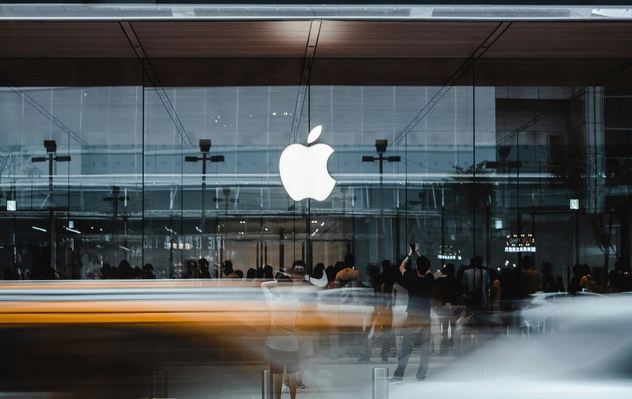 Перший складаний iPhone майже підтвердили: що знайшли у коді iOS 27