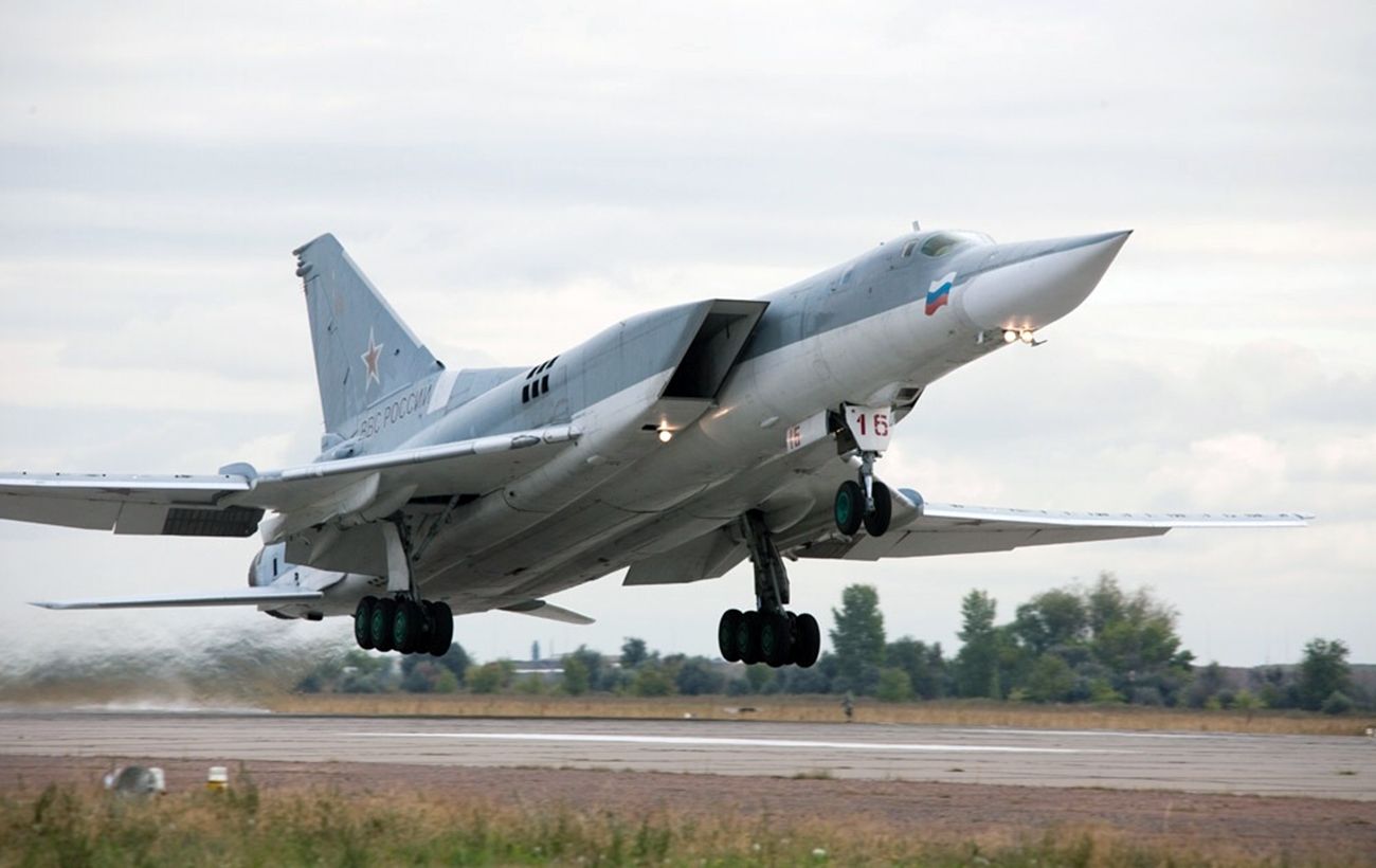 Росія підняли чотири Ту-22М3: які регіони під загрозою удару