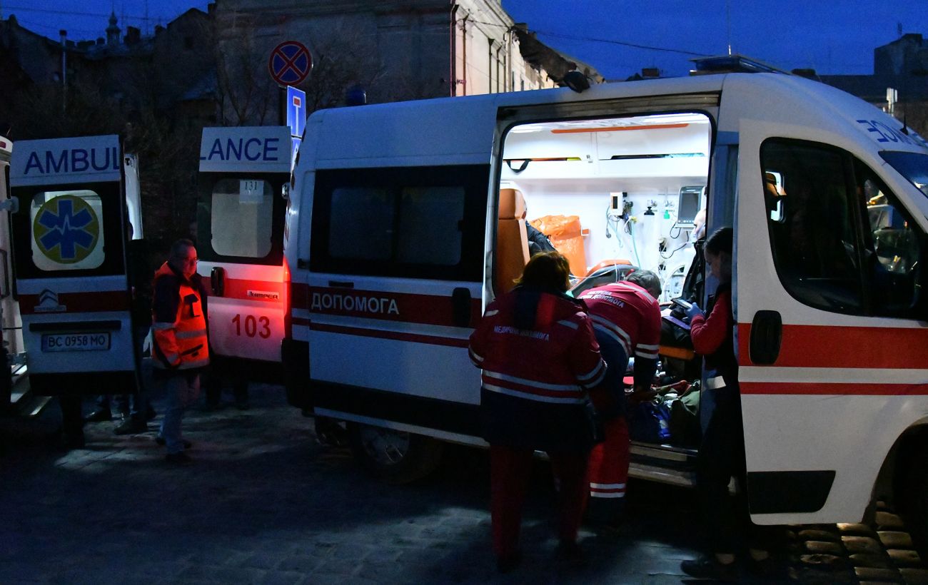У Києві після нічної атаки загинула людина, є поранені