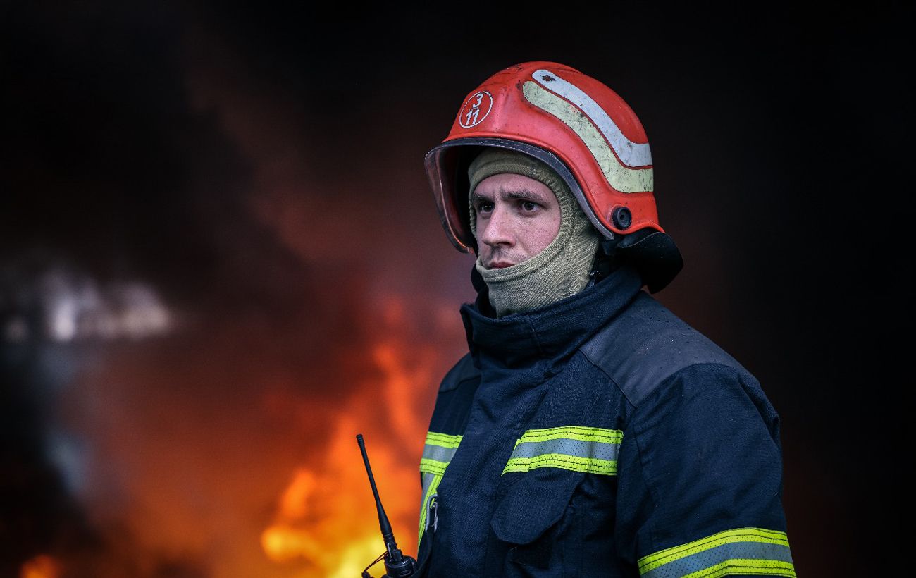 РФ тричі вдарила по терміналу "Нової пошти" у Харкові, загинули працівники