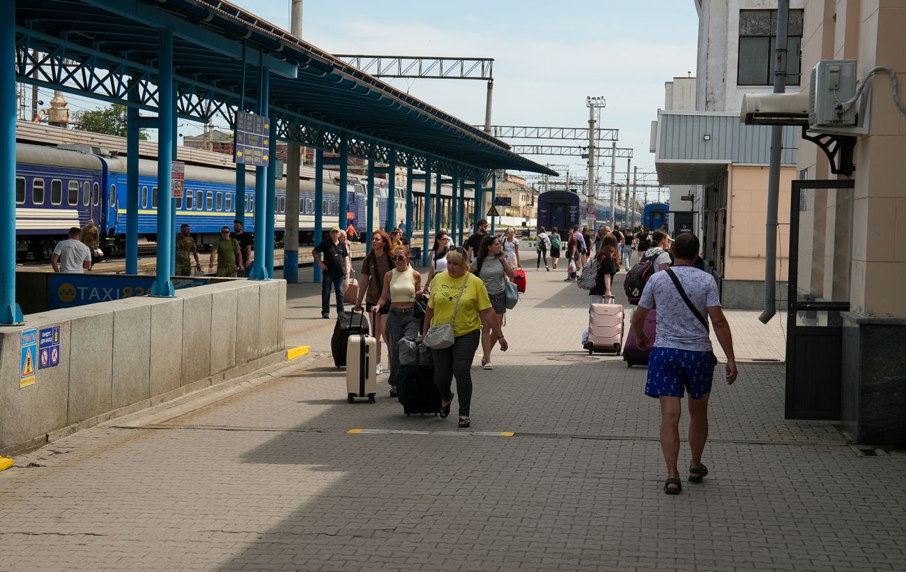 Чи планує "Укрзалізниця" підвищувати ціни на квитки: у компанії дали чітку відповідь