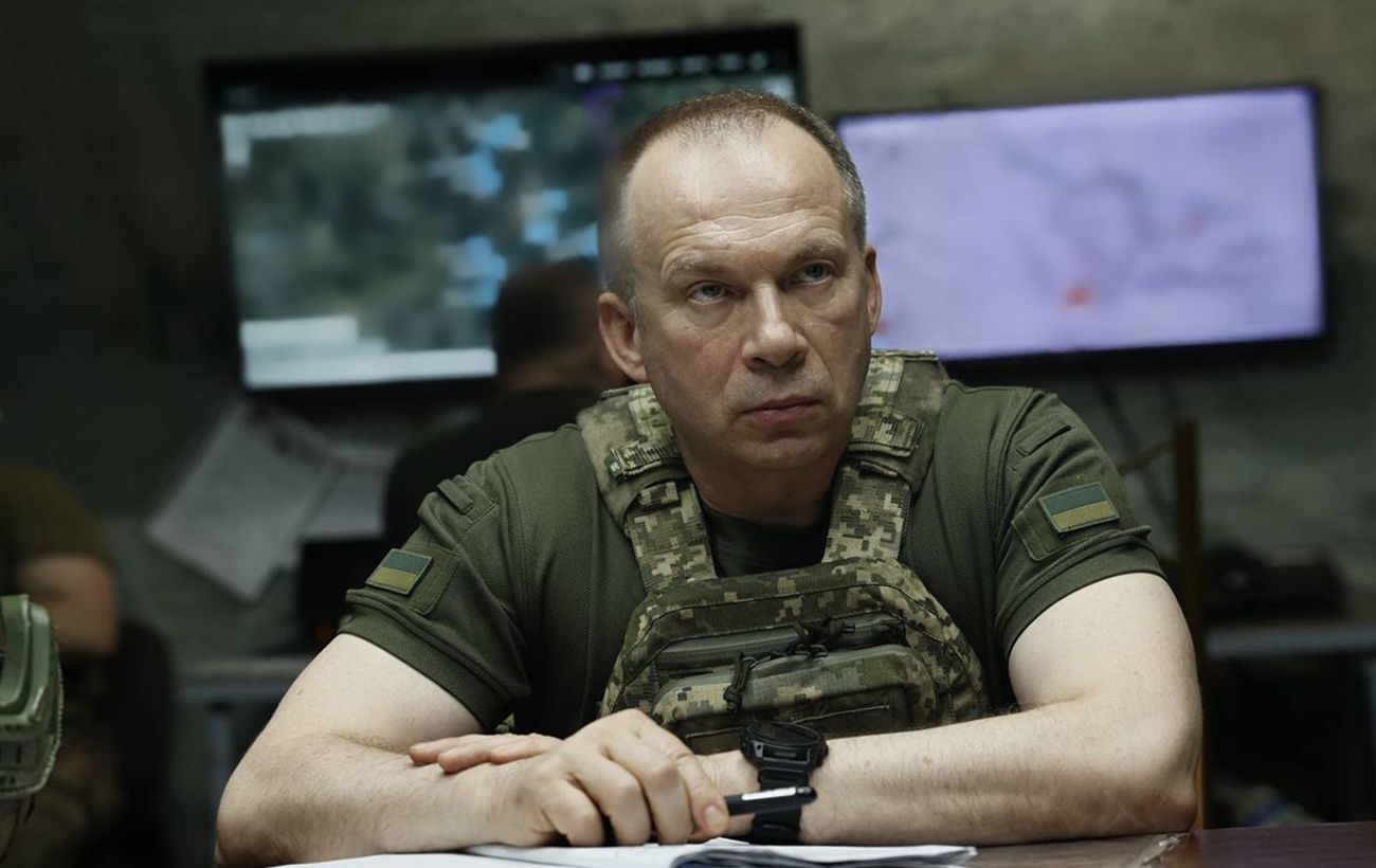 Зеленський звільнив Сирського з посади головкома ЗСУ