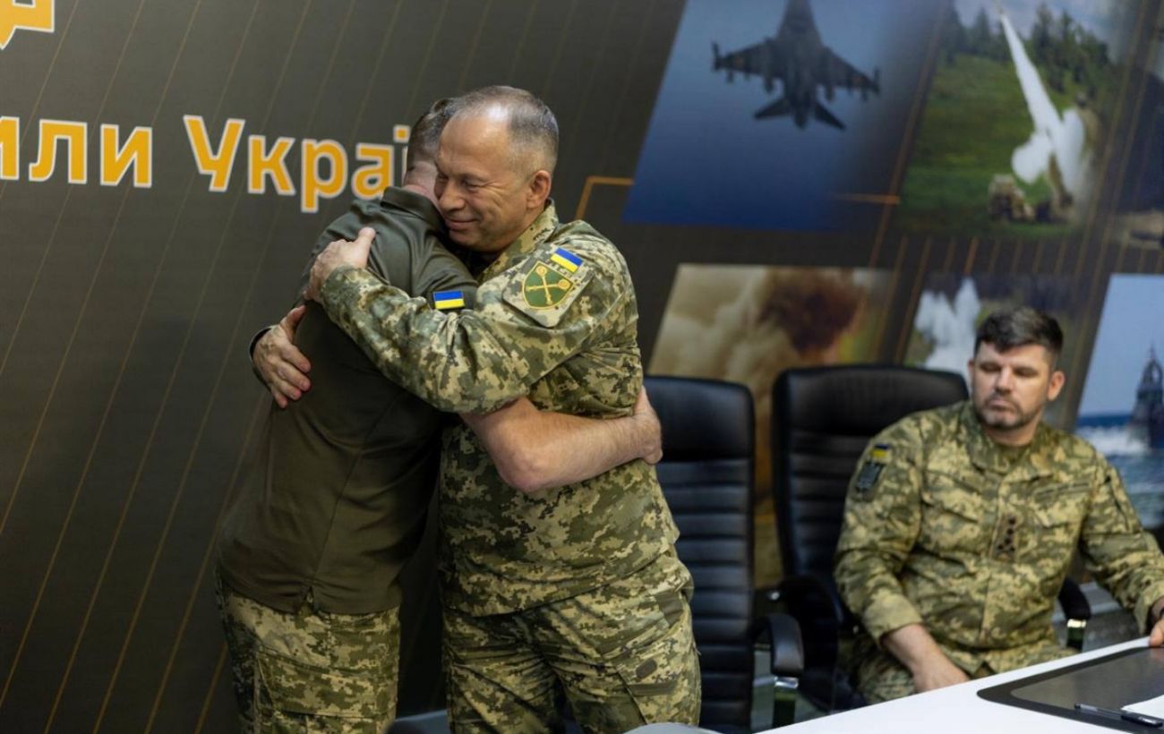 Сирський передав посаду Драпатому і заявив про "новий етап" попереду