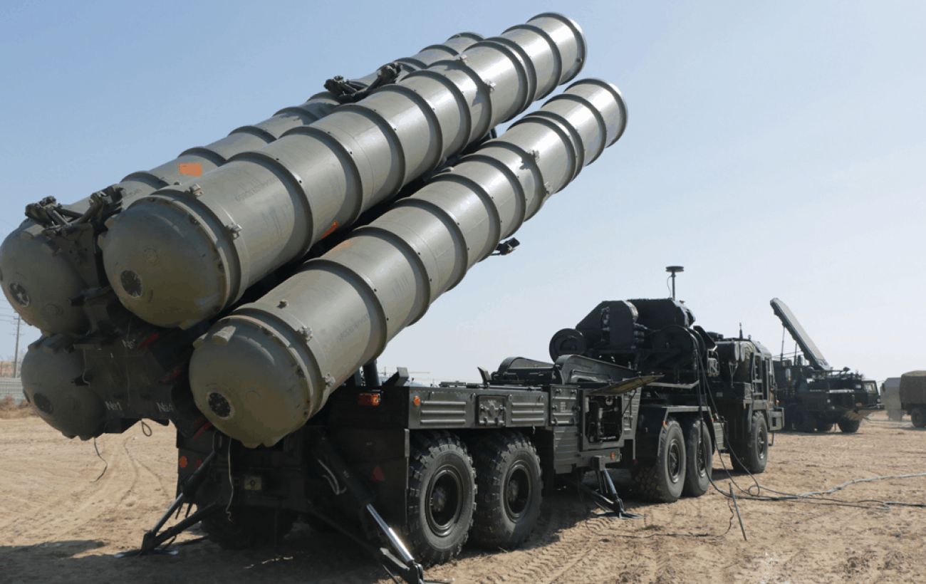 Установка С-400 і не тільки: ГУР вполювало "жирні" цілі в Криму (відео)